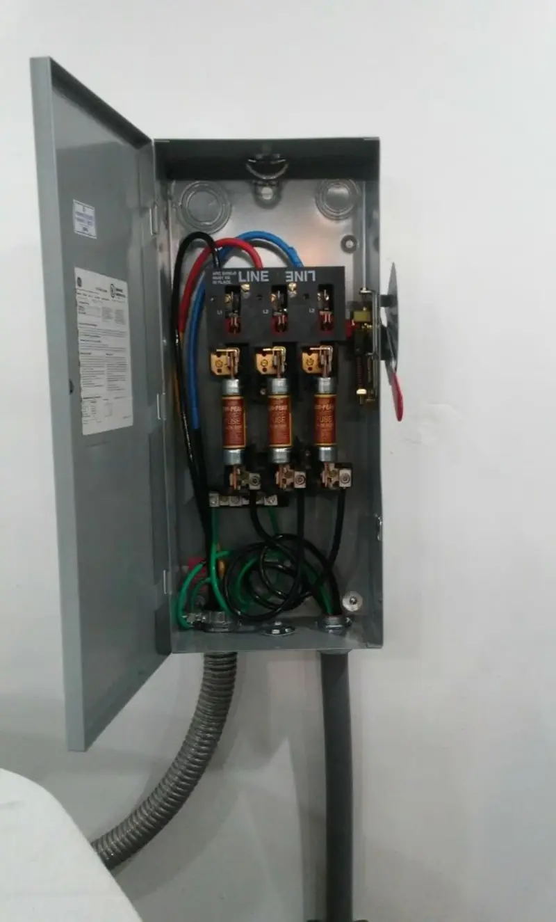 Three-phase disconnect switch installed for Smoke Detector Installation in Jensen Beach